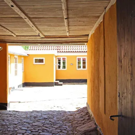 X Ferienhaus *